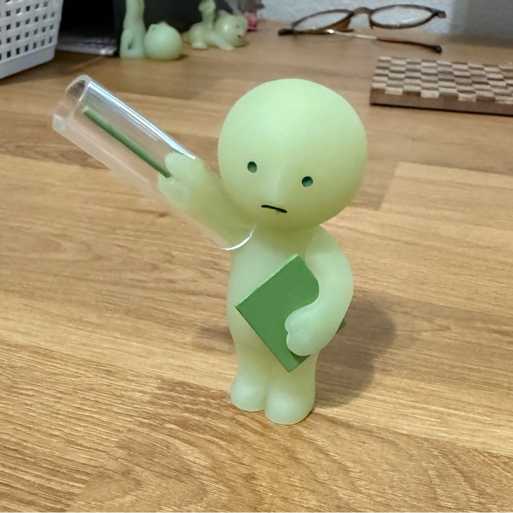 Smiski- work series presenting